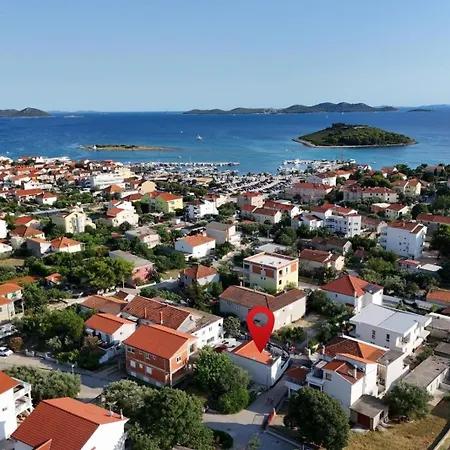 Family-friendly House With Hot Tub Pakostane, Biograd - 27949