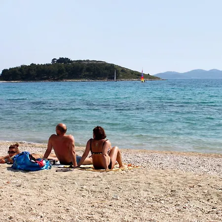 Family-friendly House With Hot Tub Pakostane, Biograd - 27949 פאקוסטאן