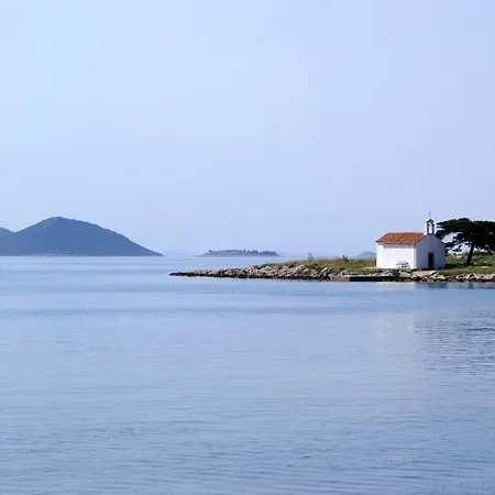 Family-friendly House With Hot Tub Pakostane, Biograd - 27949 בית נופש *
