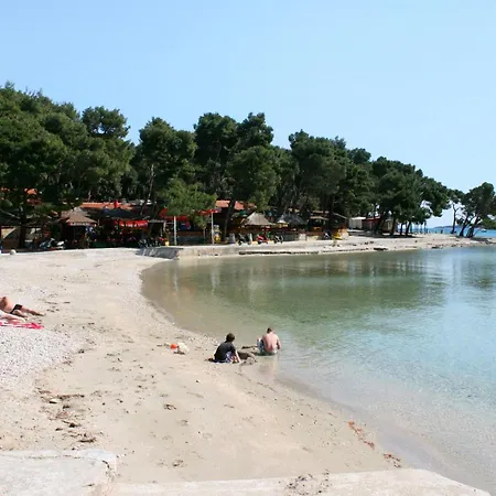 Family-friendly House With Hot Tub Pakostane, Biograd - 27949 Сasa de vacaciones