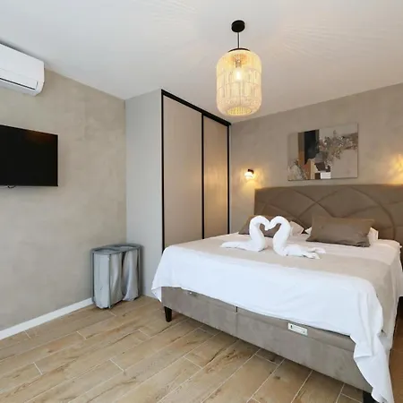 Сasa de vacaciones Family-friendly House With Hot Tub Pakostane, Biograd - 27949 *
